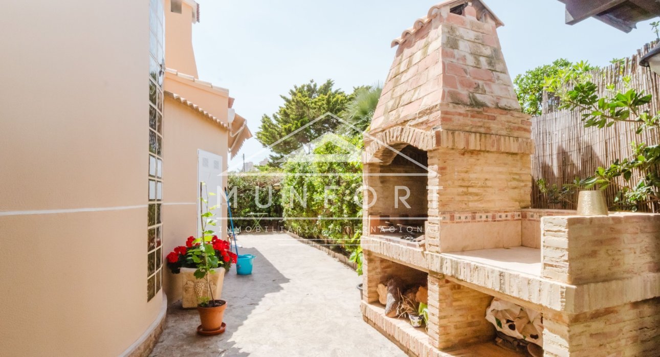 Segunda mano - Villas de lujo -
Torrevieja - La Mata - Torrevieja