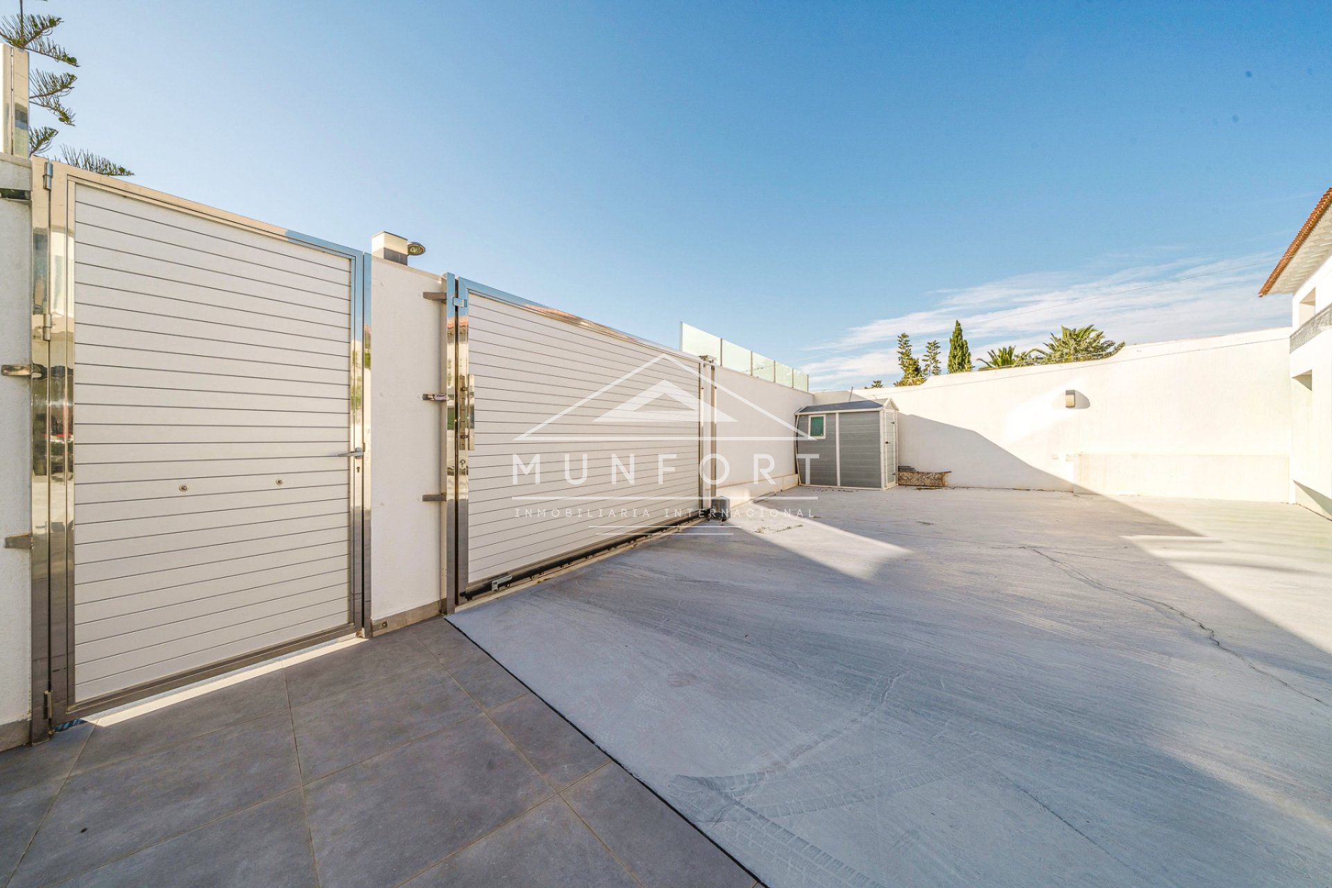 Segunda mano - Villas de lujo -
Torrevieja - Los Balcones - Torrevieja