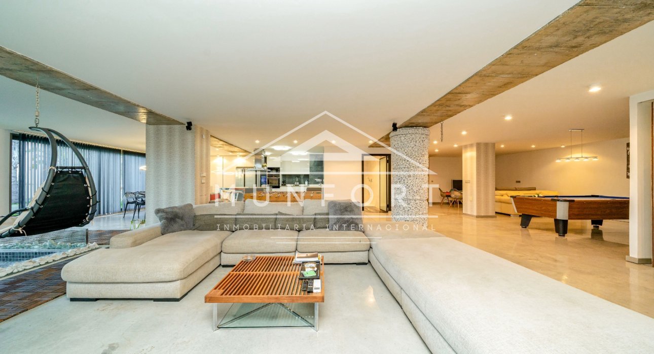 Segunda mano - Villas de lujo -
Torrevieja - Los Balcones - Torrevieja