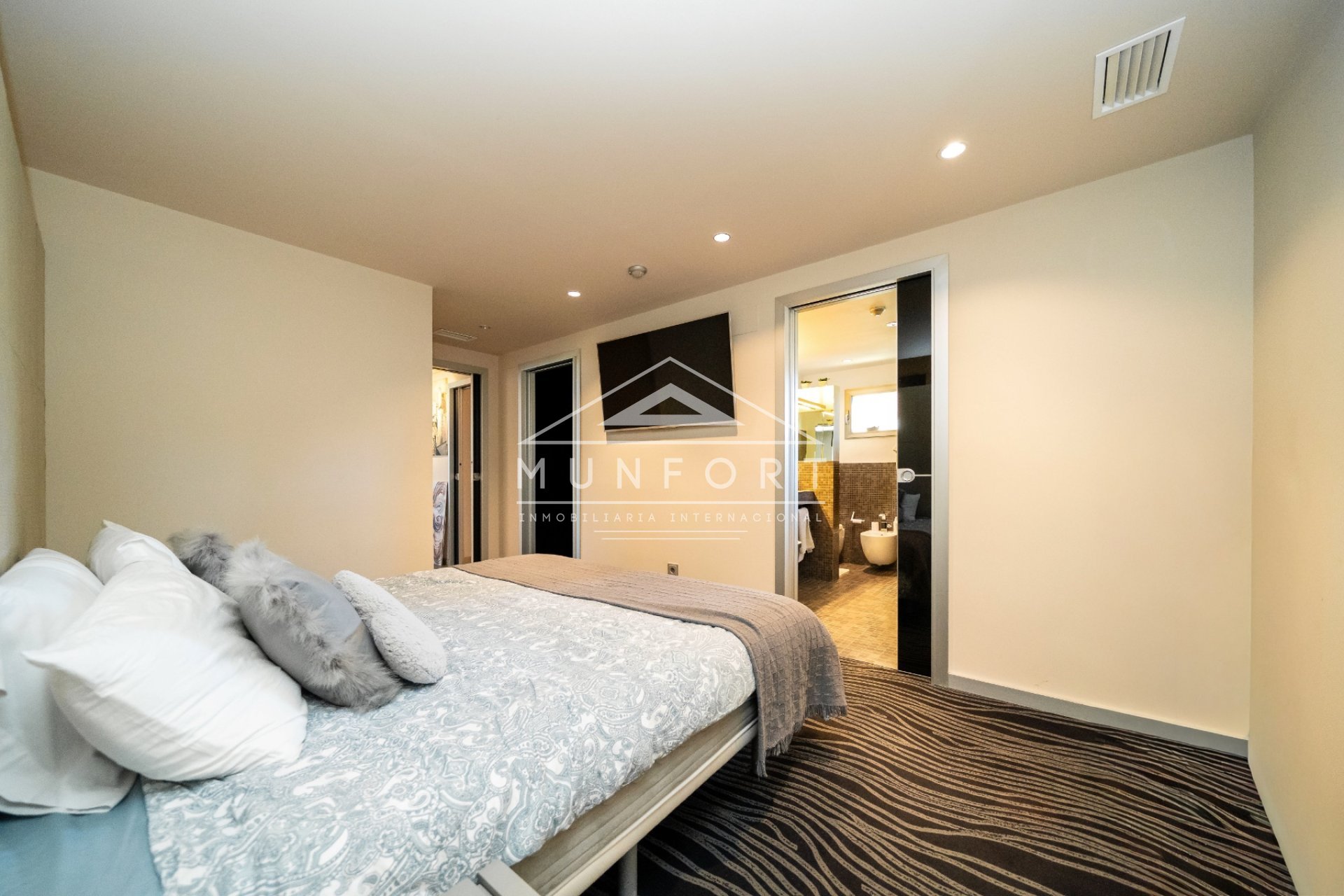 Segunda mano - Villas de lujo -
Torrevieja - Los Balcones - Torrevieja