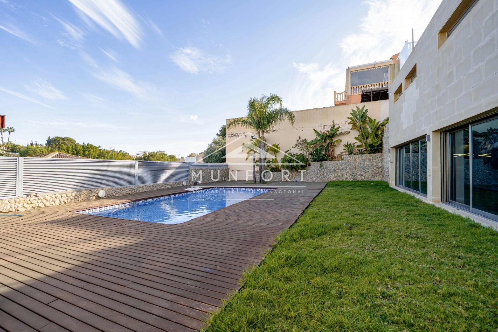 Segunda mano - Villas de lujo -
Torrevieja - Los Balcones - Torrevieja