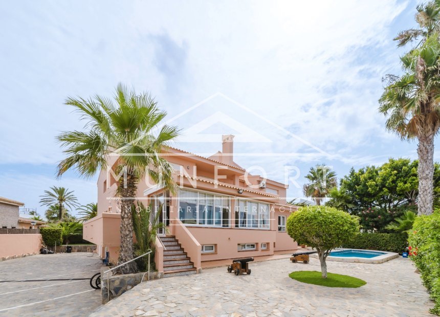 Segunda mano - Villas -
La Manga