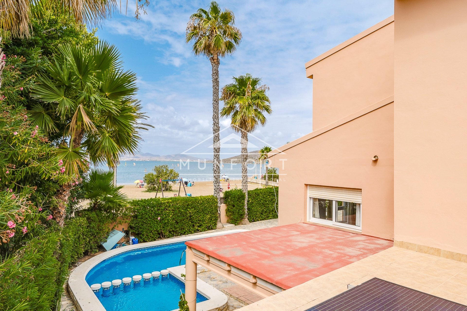 Segunda mano - Villas -
La Manga