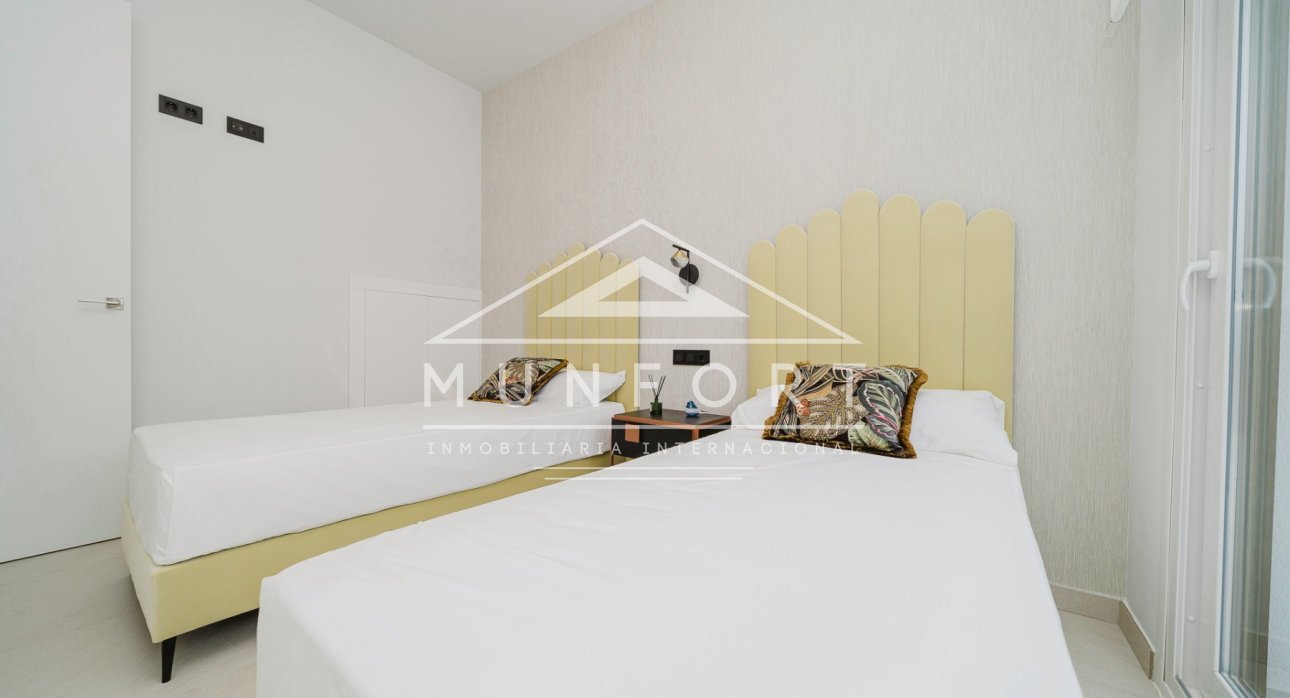 Segunda mano - Villas -
Los Montesinos