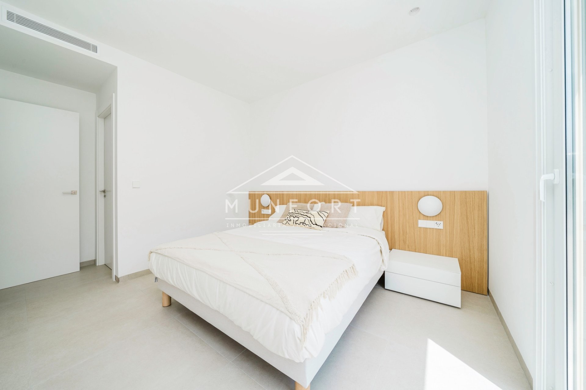 Segunda mano - Villas -
Los Montesinos