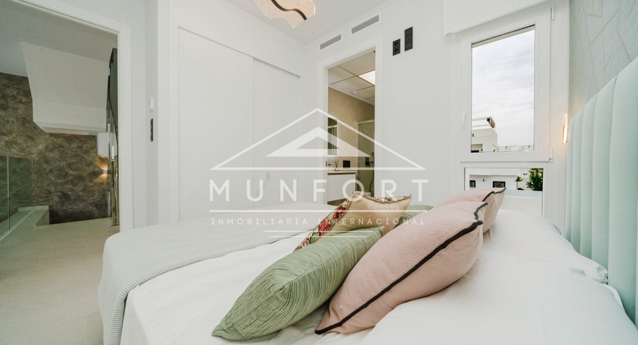 Segunda mano - Villas -
Los Montesinos