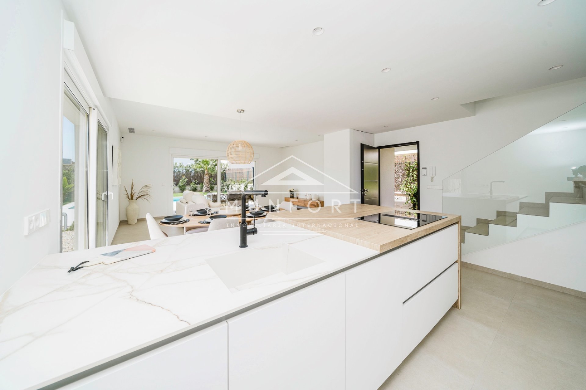 Segunda mano - Villas -
Los Montesinos