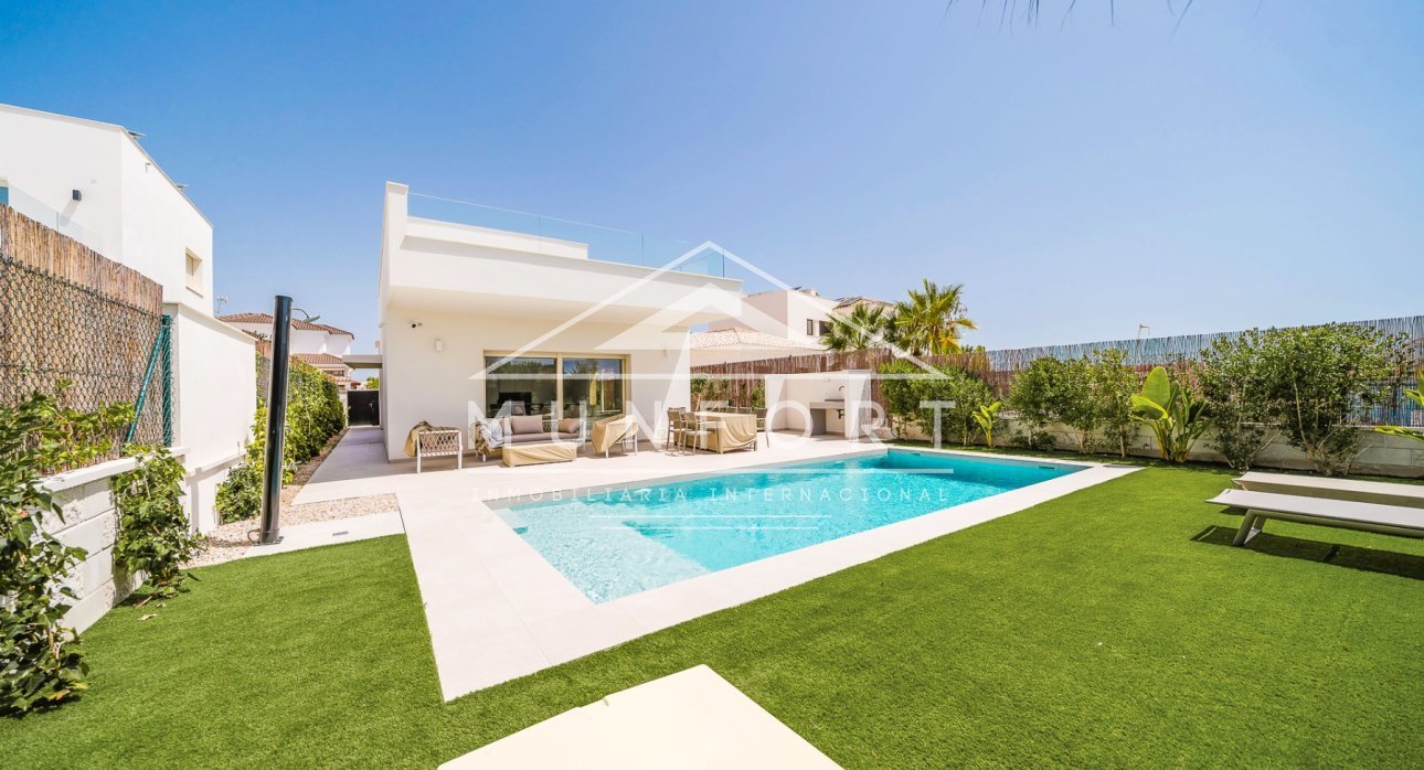 Segunda mano - Villas -
Los Montesinos