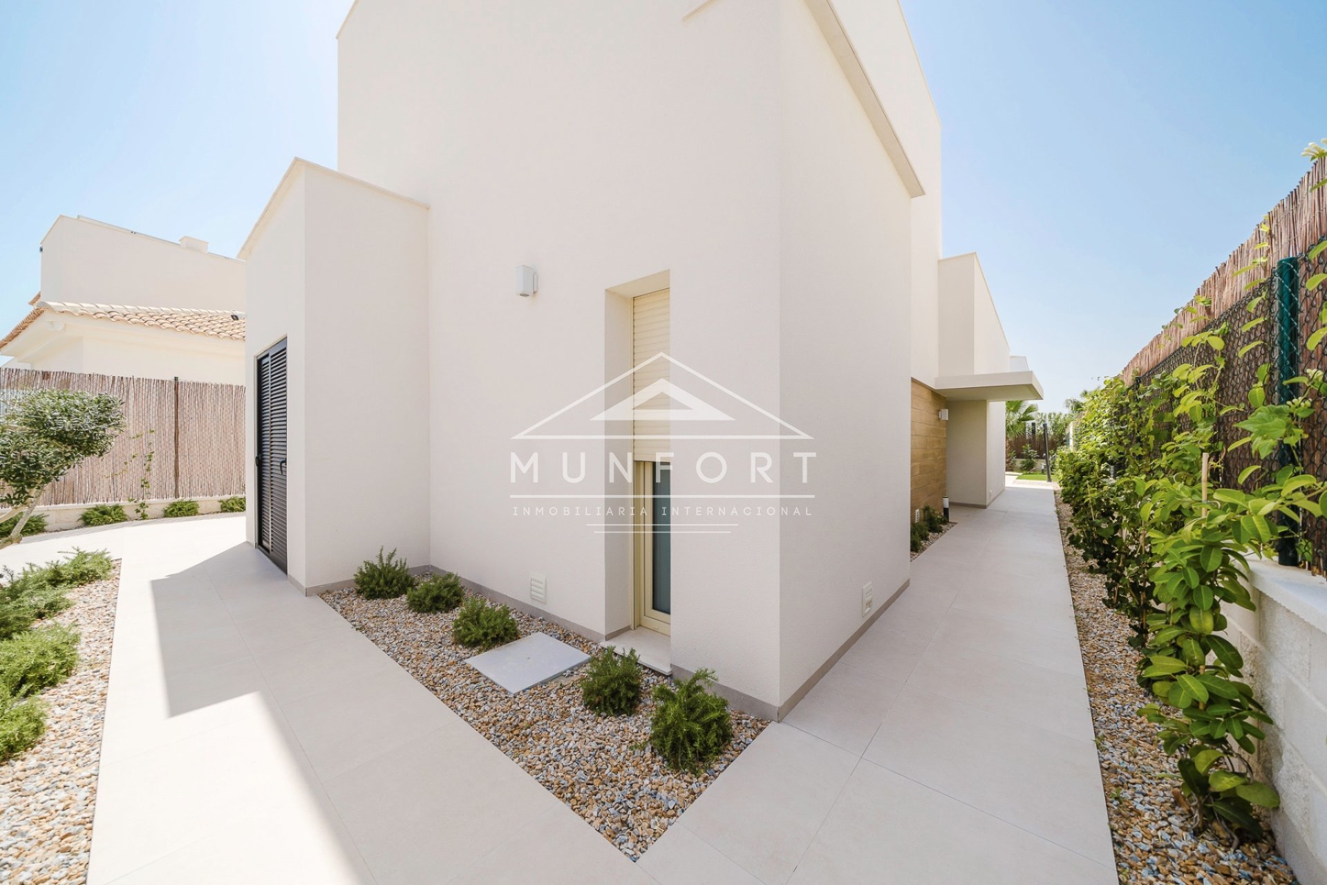 Segunda mano - Villas -
Los Montesinos