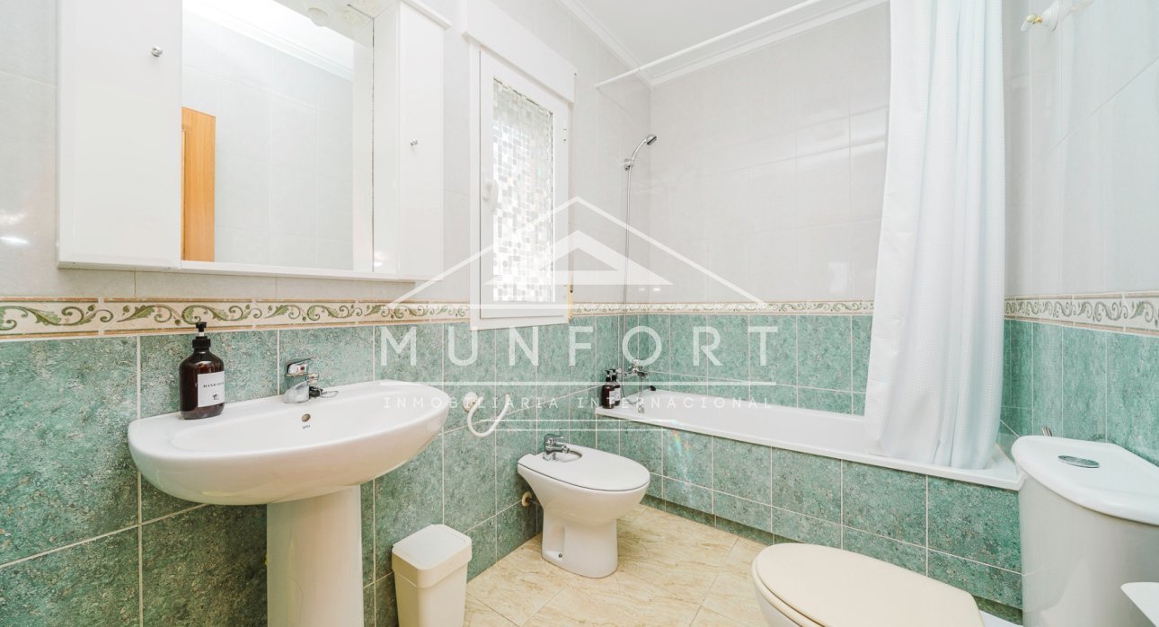 Segunda mano - Villas -
Los Urrutias - EL CARMOLI