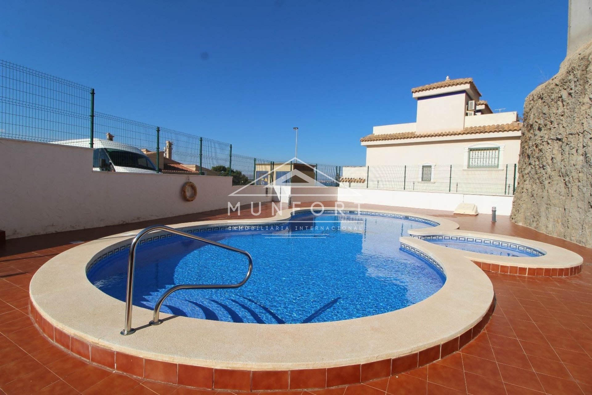 Segunda mano - Villas -
Los Urrutias - EL CARMOLI