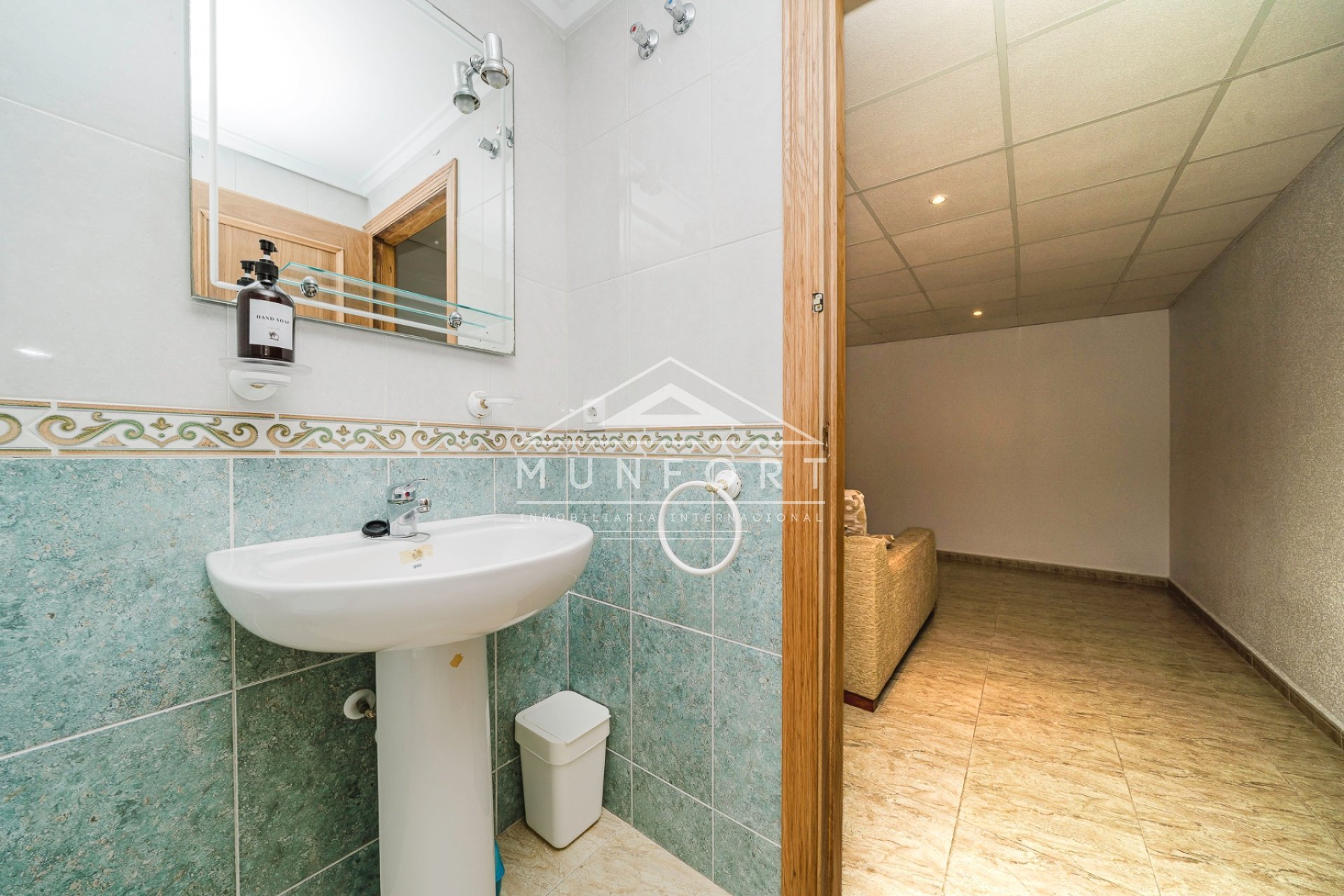 Segunda mano - Villas -
Los Urrutias - EL CARMOLI