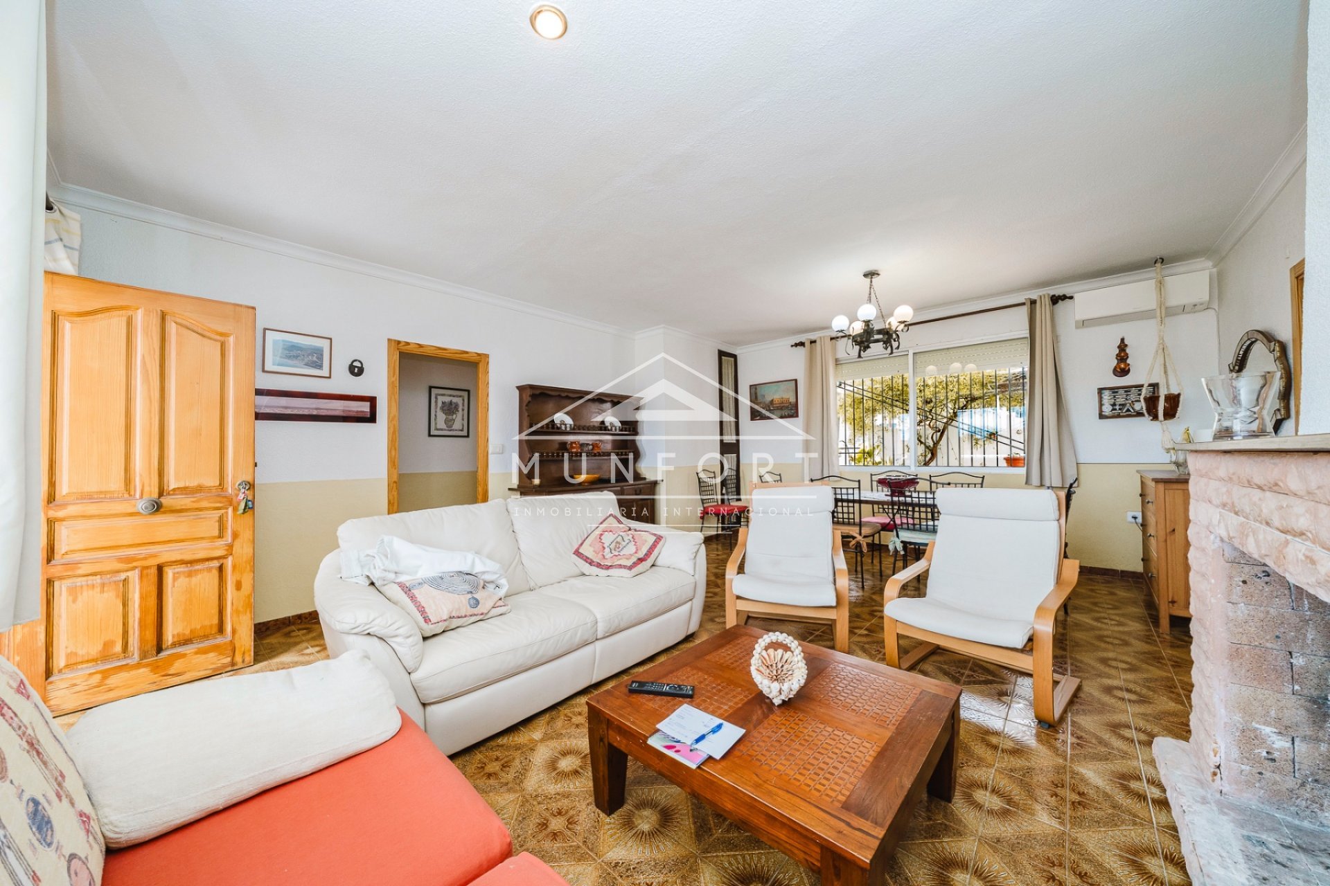 Segunda mano - Villas -
Los Urrutias - EL CARMOLI