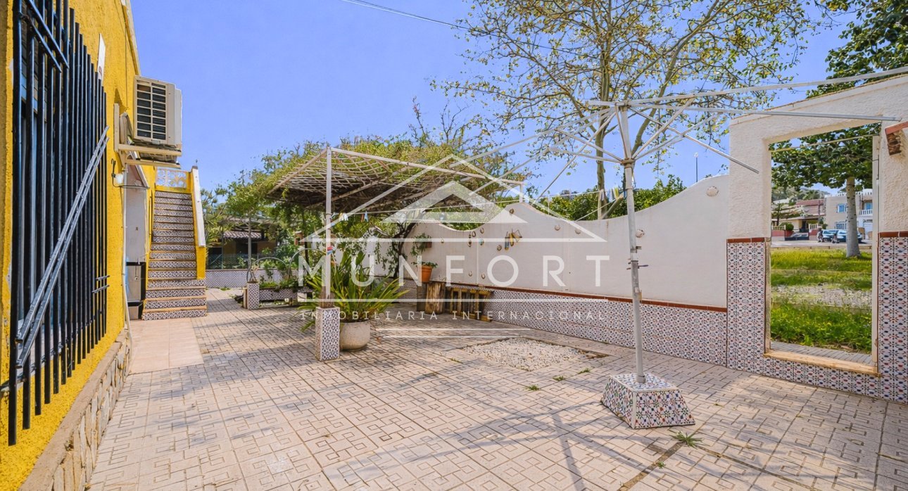 Segunda mano - Villas -
Los Urrutias - EL CARMOLI