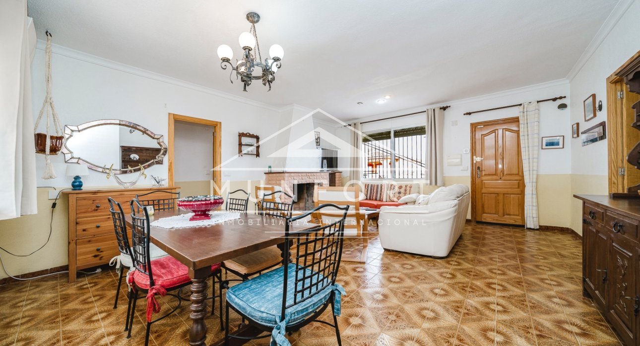 Segunda mano - Villas -
Los Urrutias - EL CARMOLI