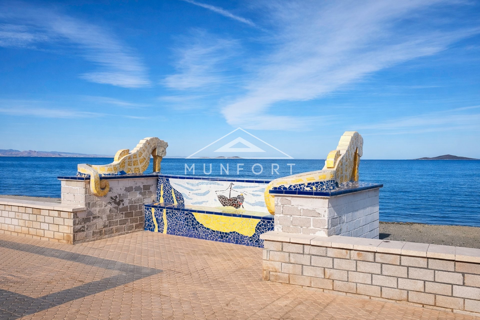 Segunda mano - Villas -
Los Urrutias - EL CARMOLI