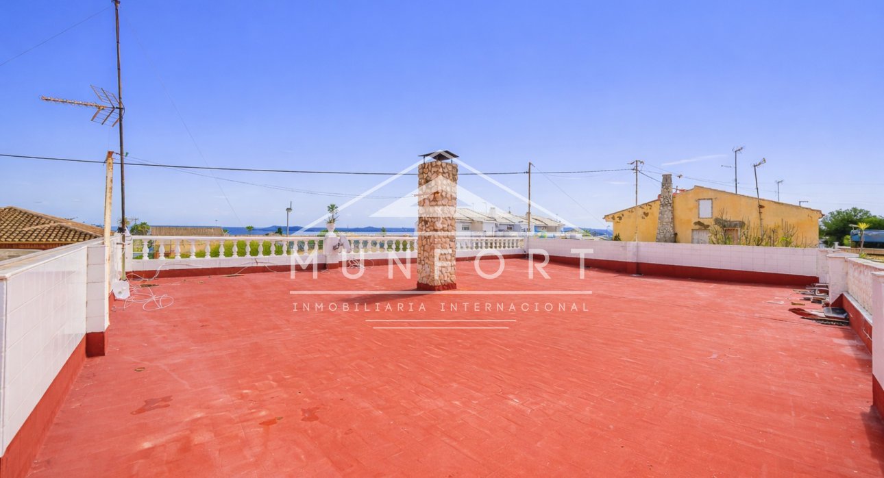 Segunda mano - Villas -
Los Urrutias - EL CARMOLI