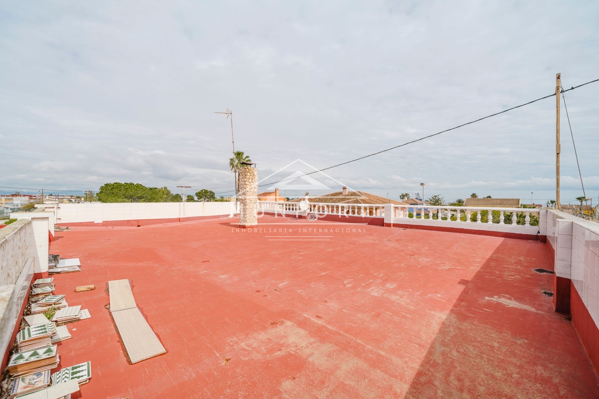 Segunda mano - Villas -
Los Urrutias - EL CARMOLI