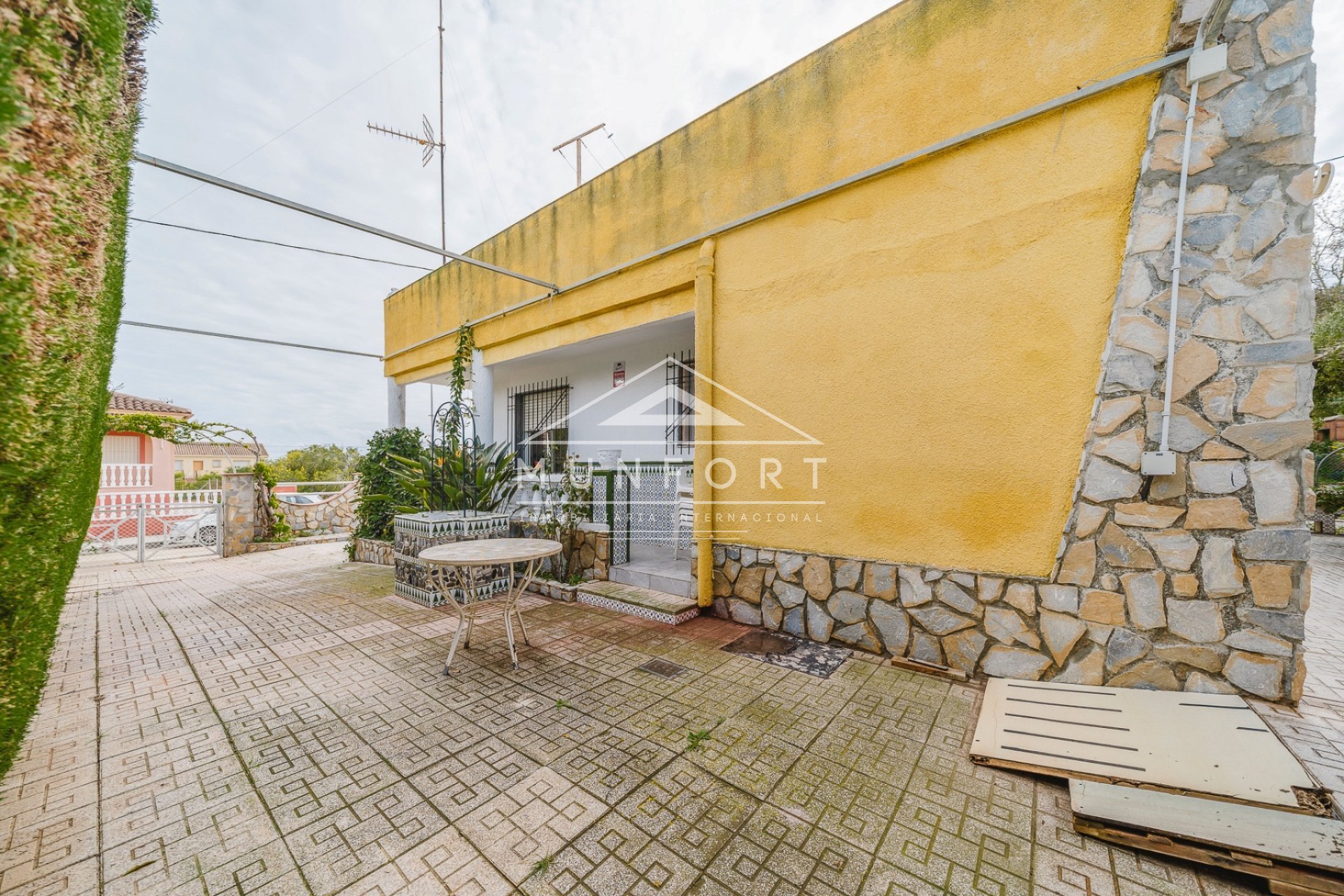 Segunda mano - Villas -
Los Urrutias - EL CARMOLI