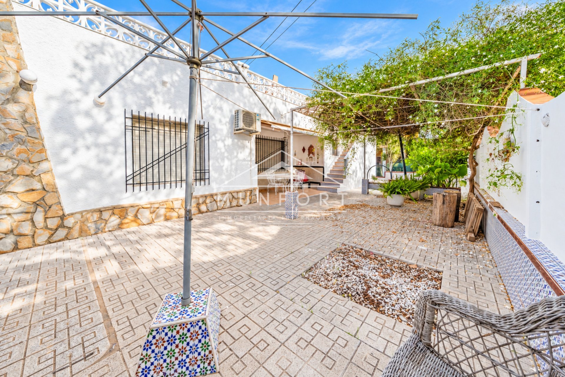 Segunda mano - Villas -
Los Urrutias - EL CARMOLI