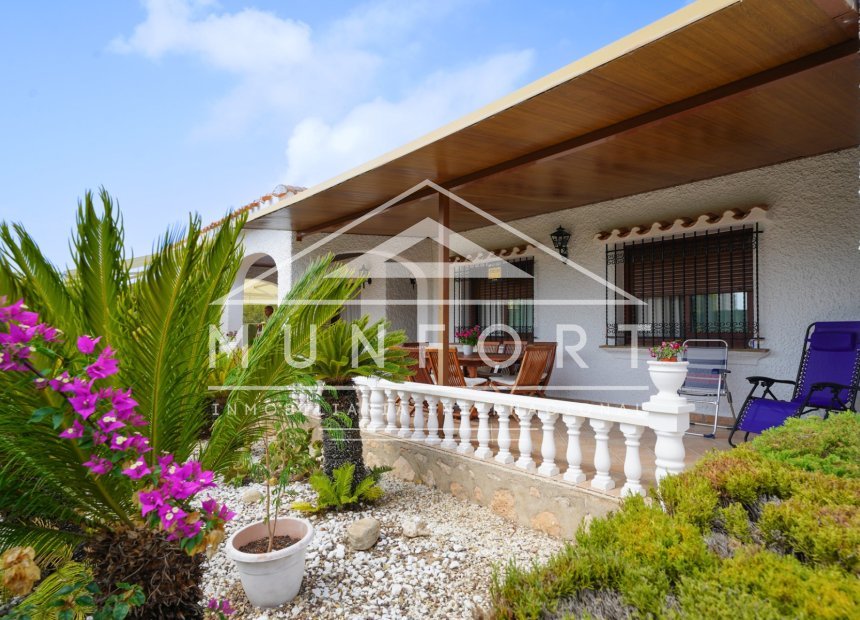 Segunda mano - Villas -
Orihuela Costa - Dehesa de Campoamor
