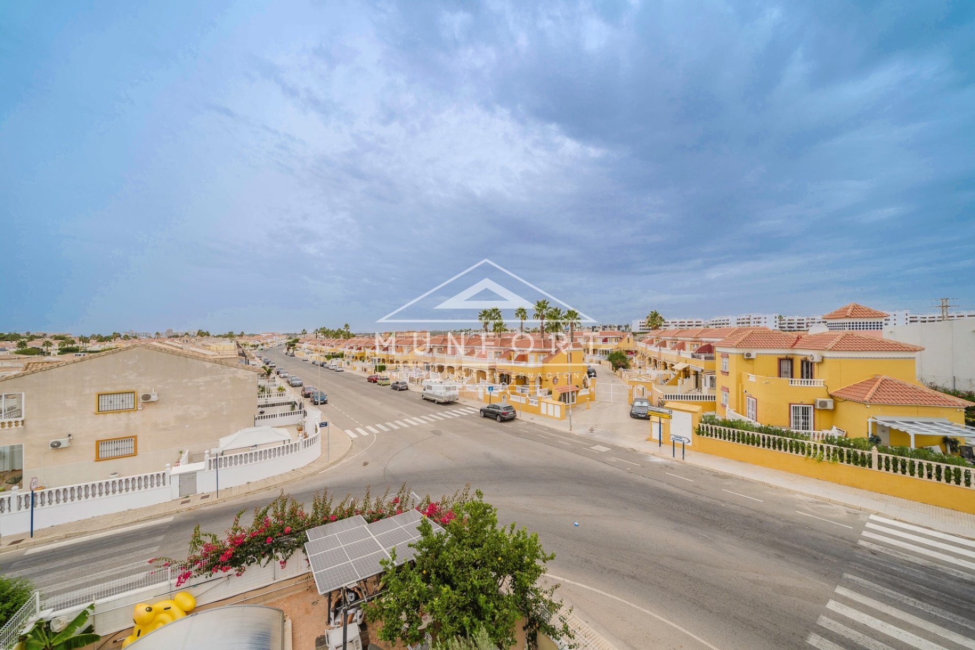 Segunda mano - Villas -
Orihuela Costa - La Regia