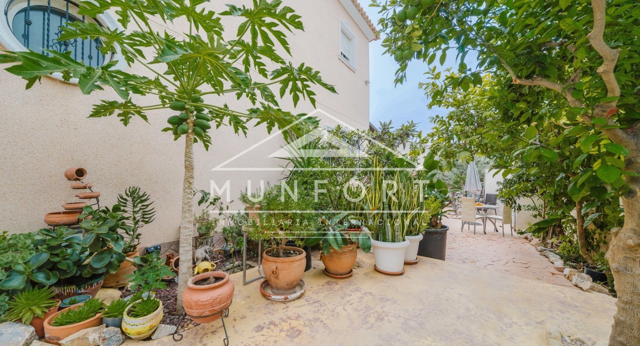 Segunda mano - Villas -
Orihuela Costa - La Regia