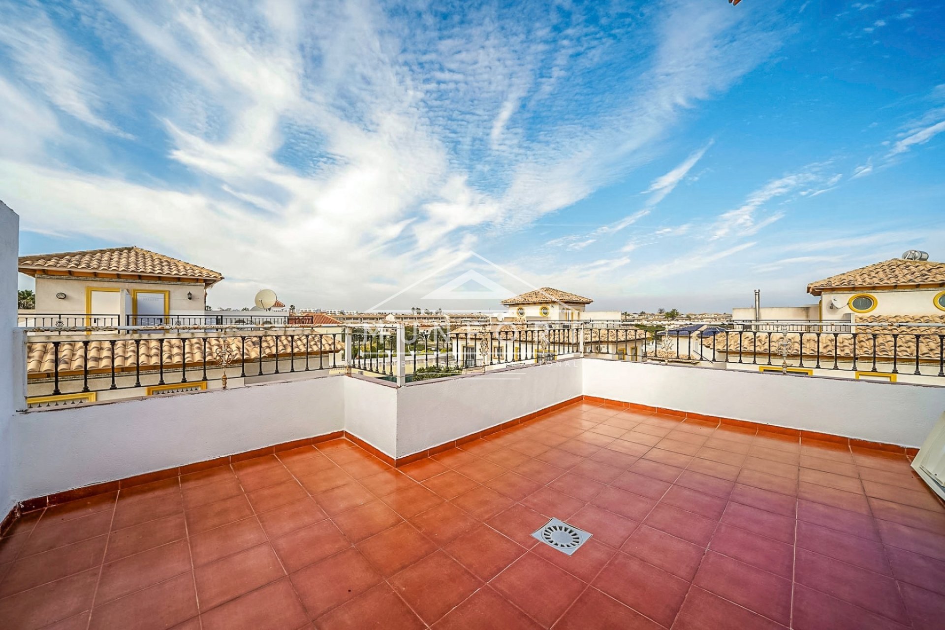 Segunda mano - Villas -
Orihuela Costa - La Regia