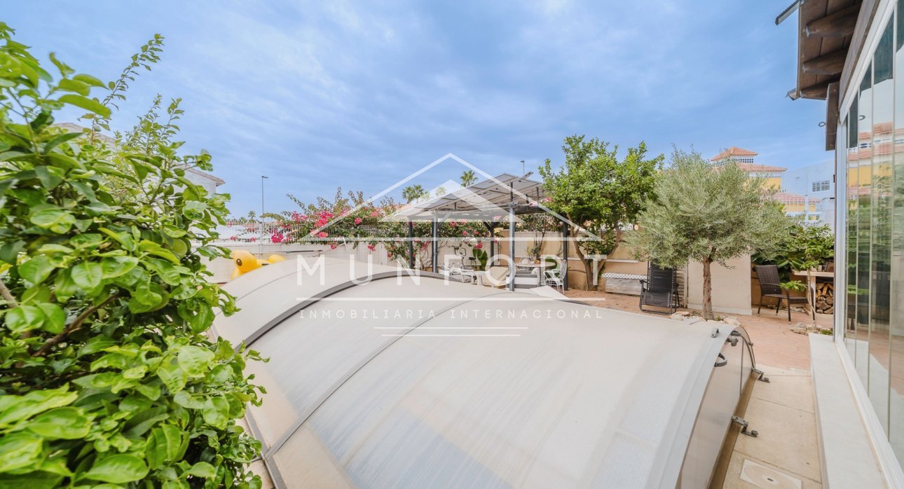 Segunda mano - Villas -
Orihuela Costa - La Regia