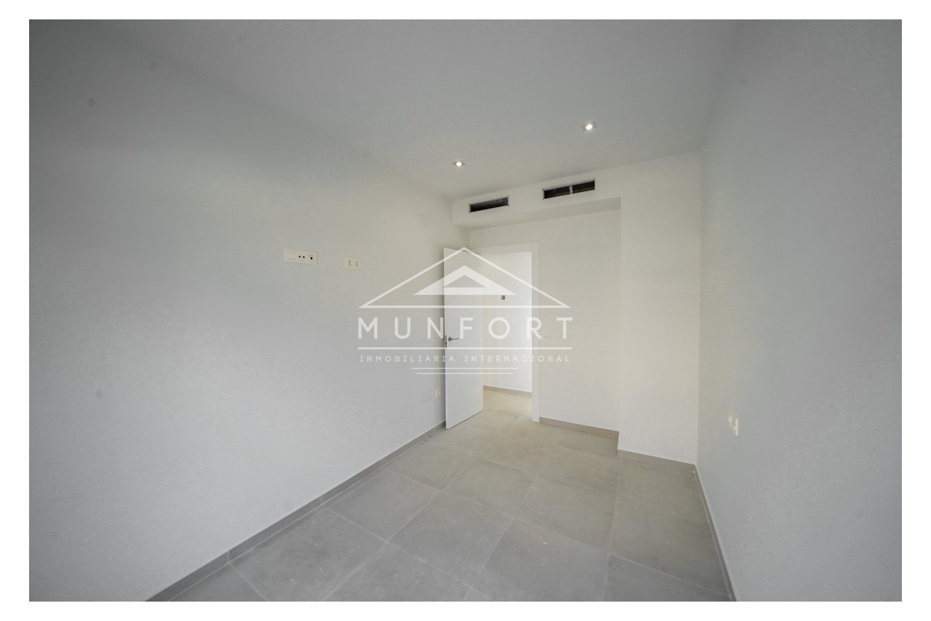 Segunda mano - Villas -
Orihuela Costa - La Zenia