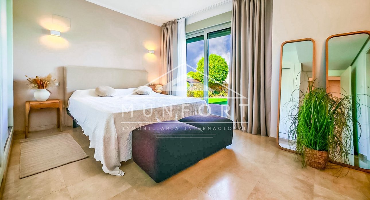 Segunda mano - Villas -
Orihuela Costa - Las Colinas Golf