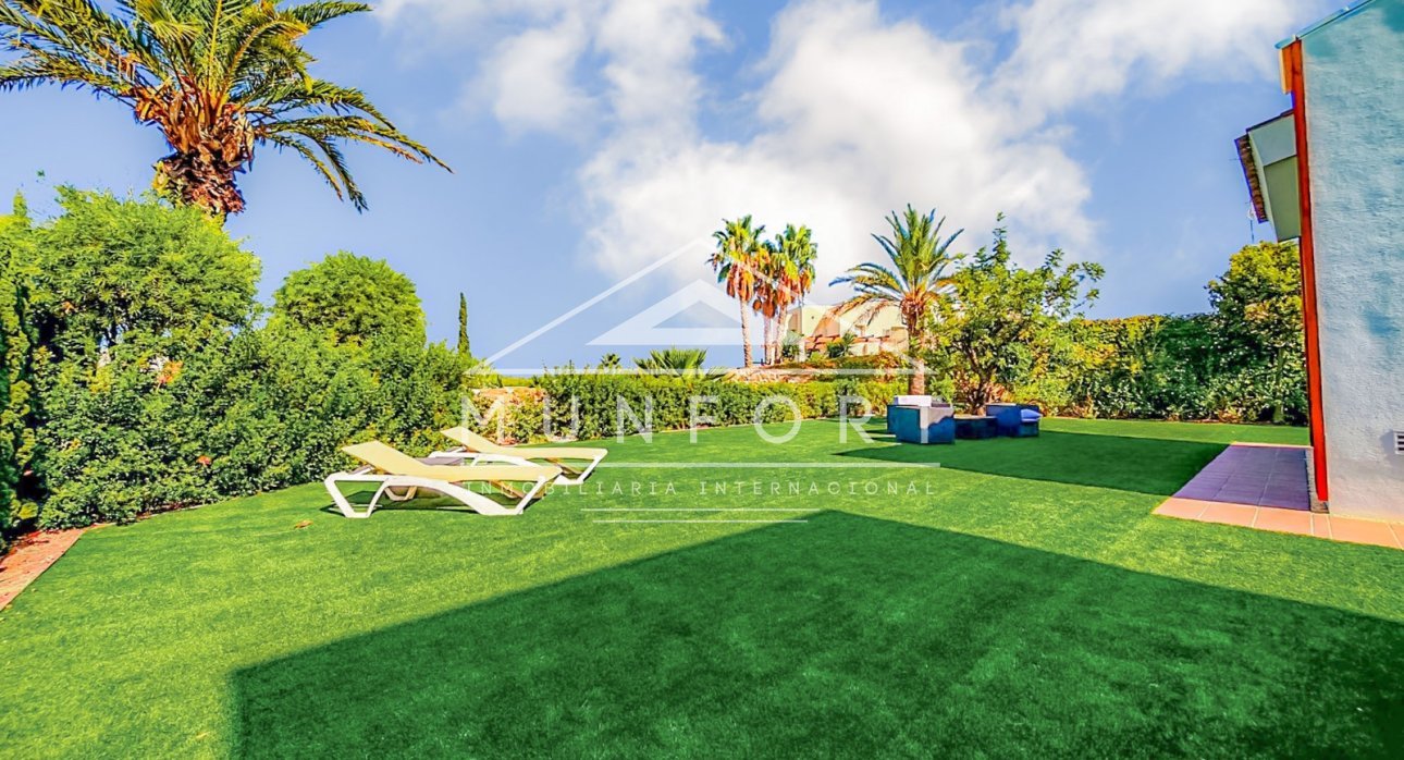 Segunda mano - Villas -
Orihuela Costa - Las Colinas Golf