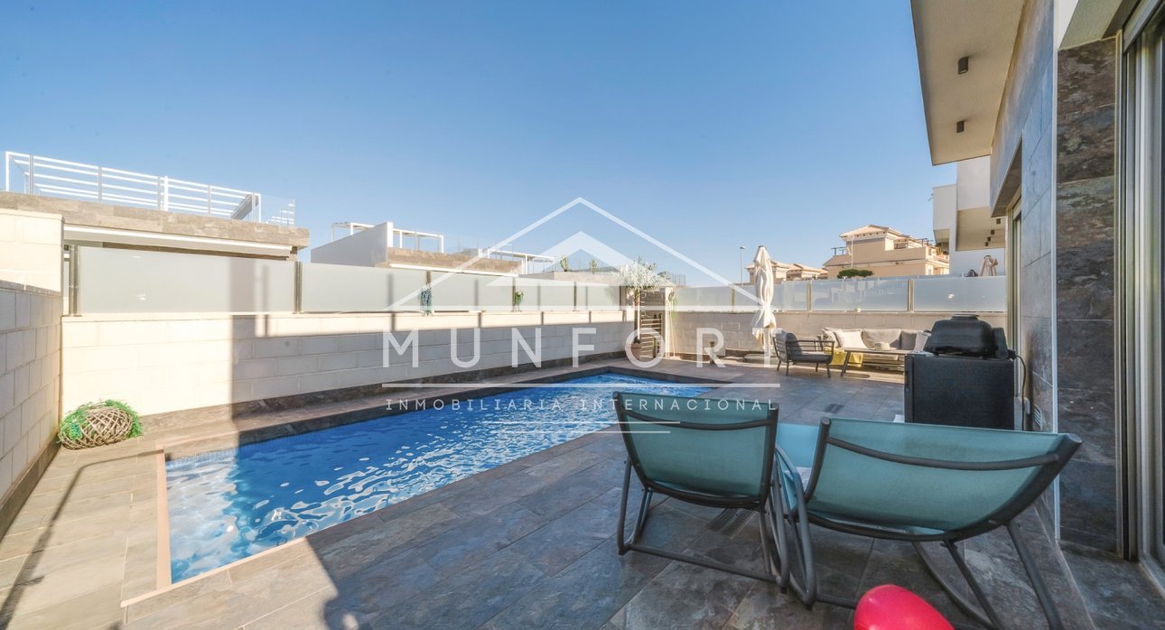 Segunda mano - Villas -
Orihuela Costa - Villamartín