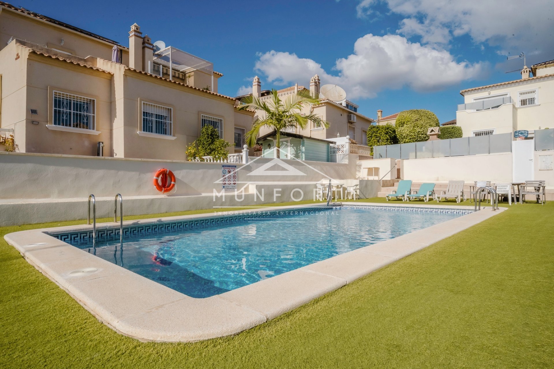 Segunda mano - Villas -
Orihuela Costa - Villamartín