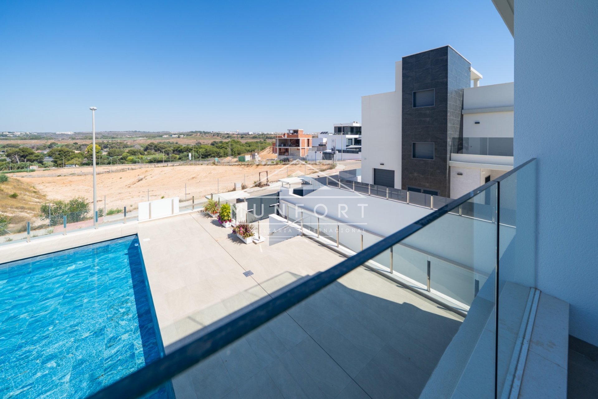 Segunda mano - Villas -
Orihuela Costa