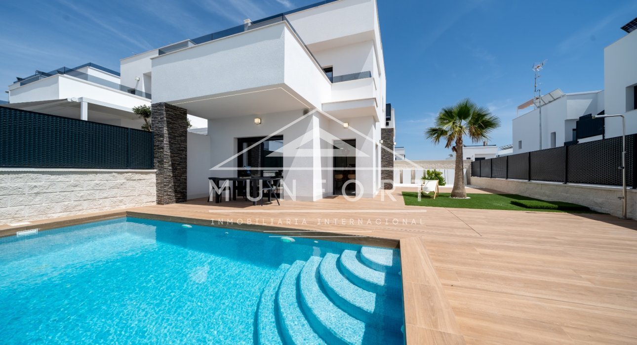 Segunda mano - Villas -
Orihuela - Vistabella - Orihuela