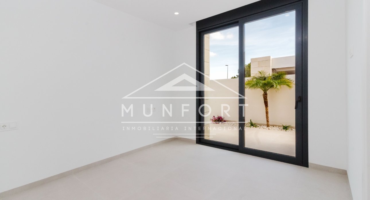 Segunda mano - Villas -
Pilar de la Horadada - Lo Romero Golf