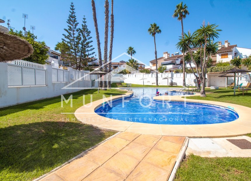 Segunda mano - Villas -
Pilar de la Horadada - Mil Palmeras