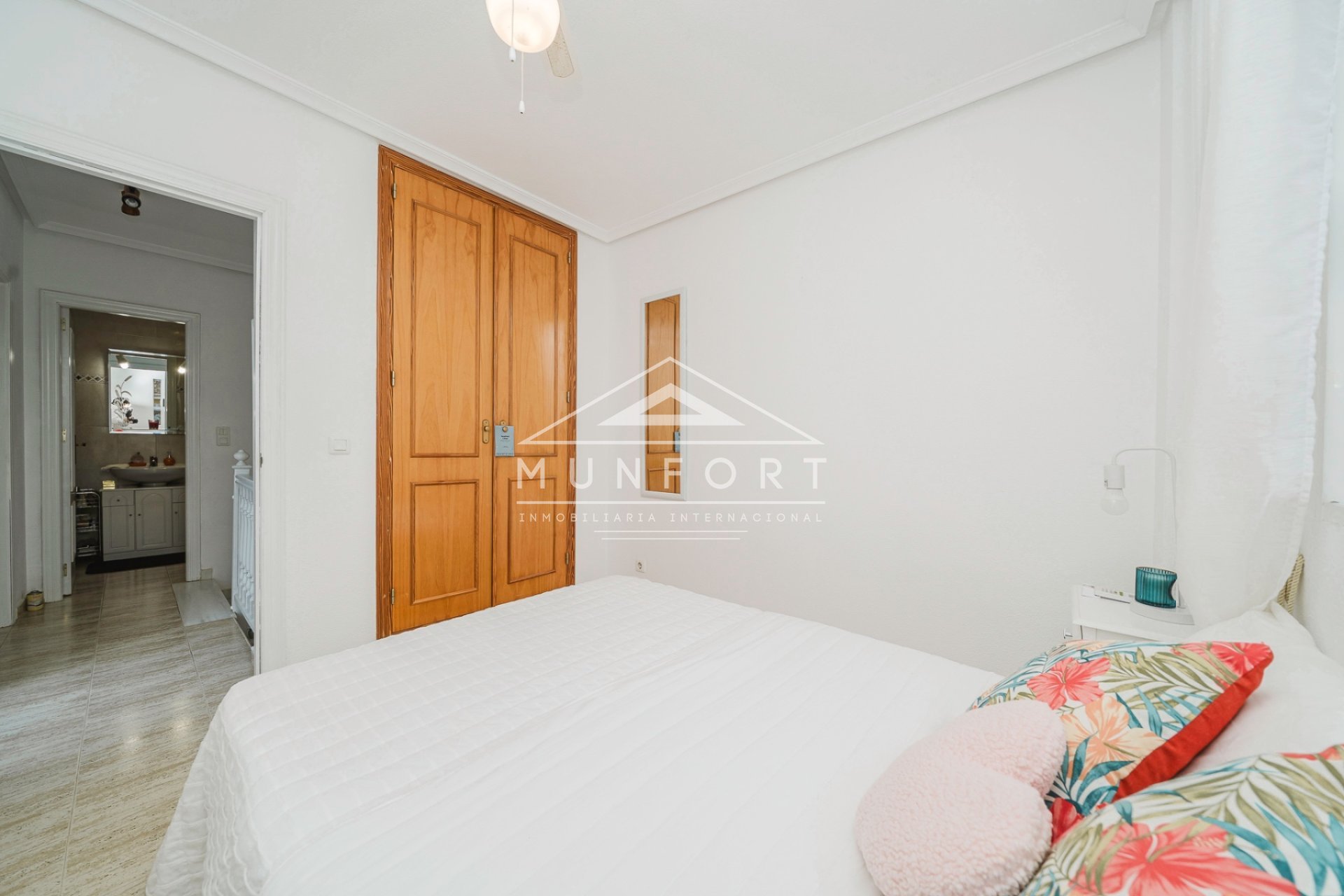 Segunda mano - Villas -
Pilar de la Horadada - Mil Palmeras