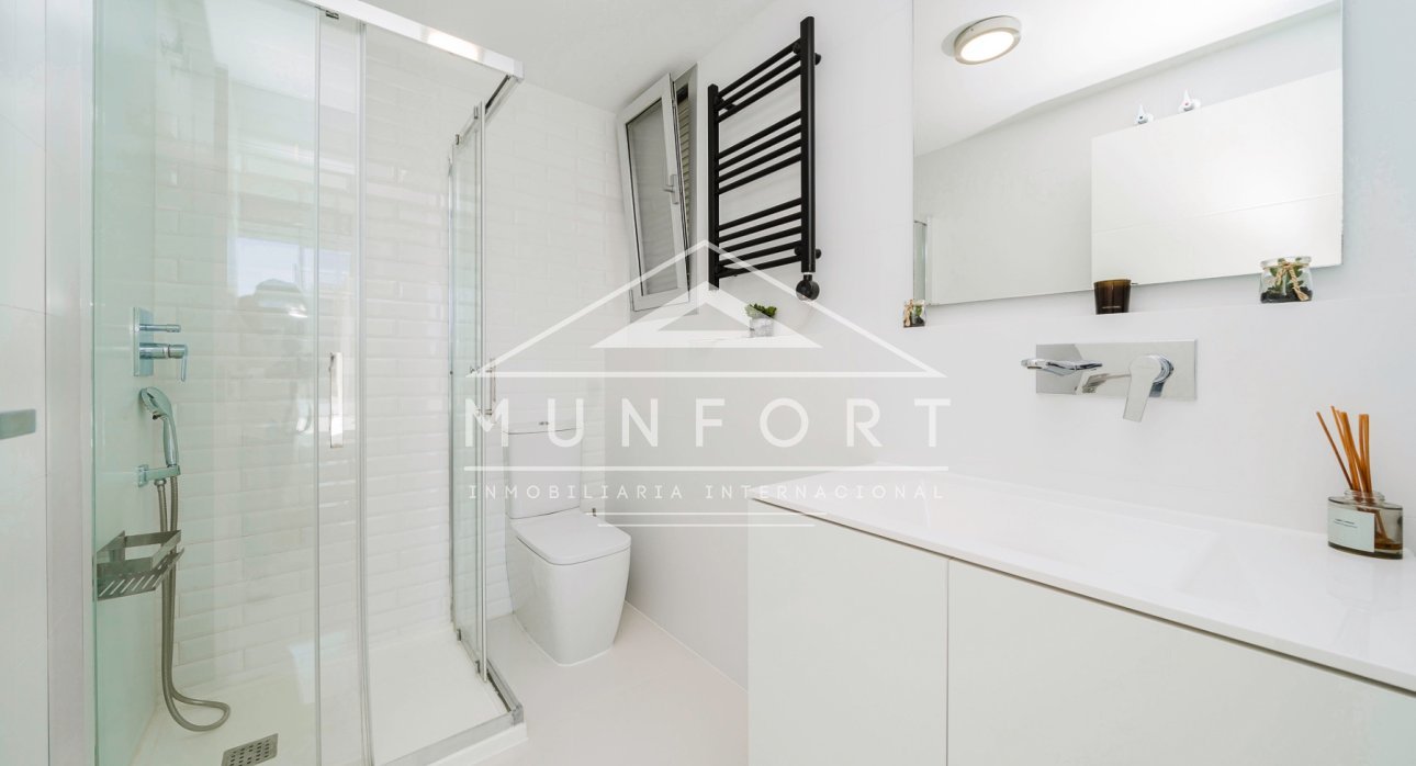 Segunda mano - Villas -
Pilar de la Horadada - Mil Palmeras