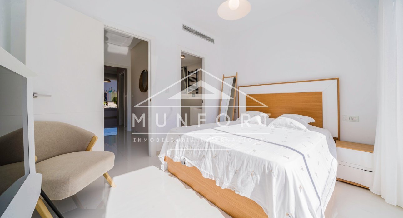 Segunda mano - Villas -
Pilar de la Horadada - Mil Palmeras