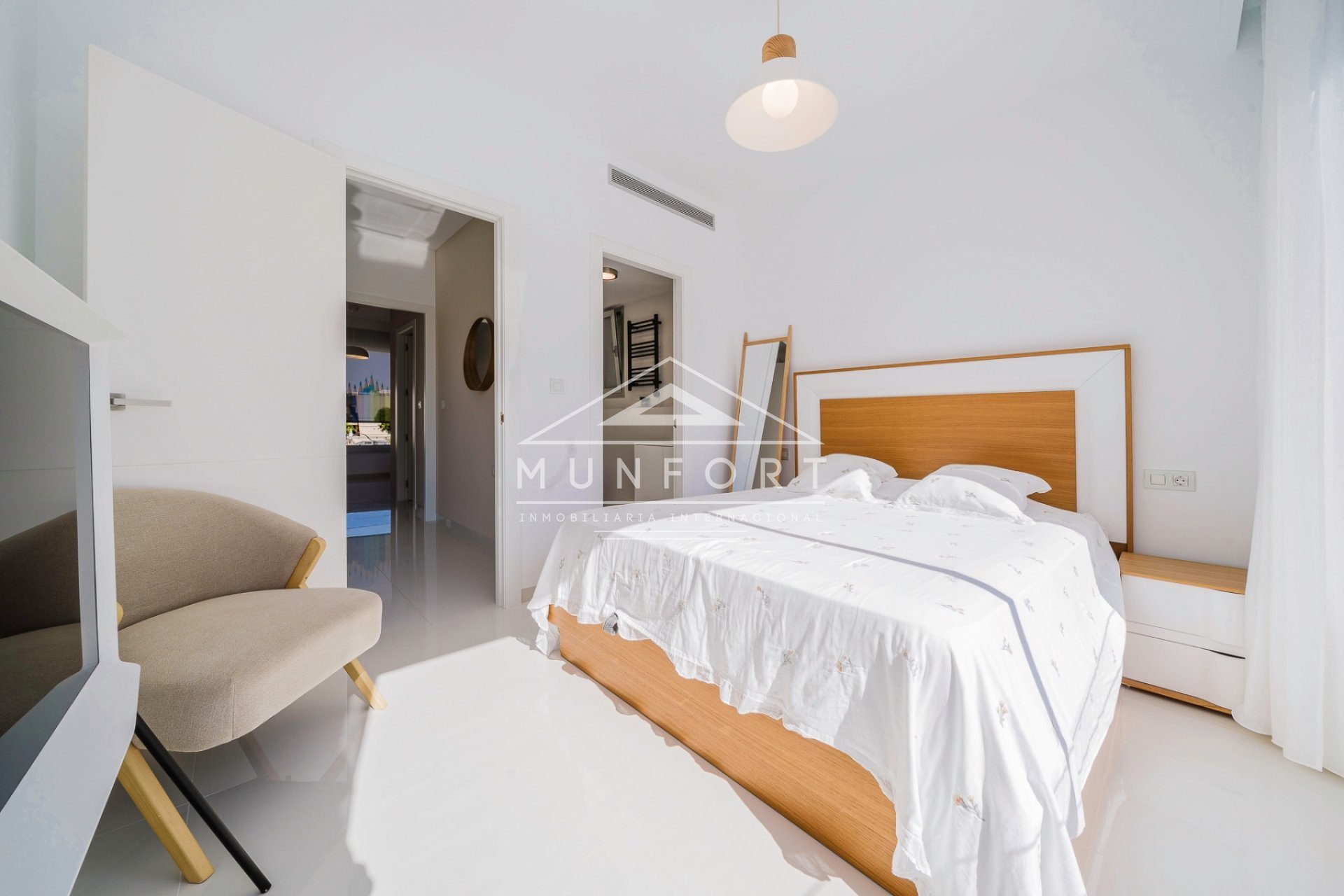 Segunda mano - Villas -
Pilar de la Horadada - Mil Palmeras