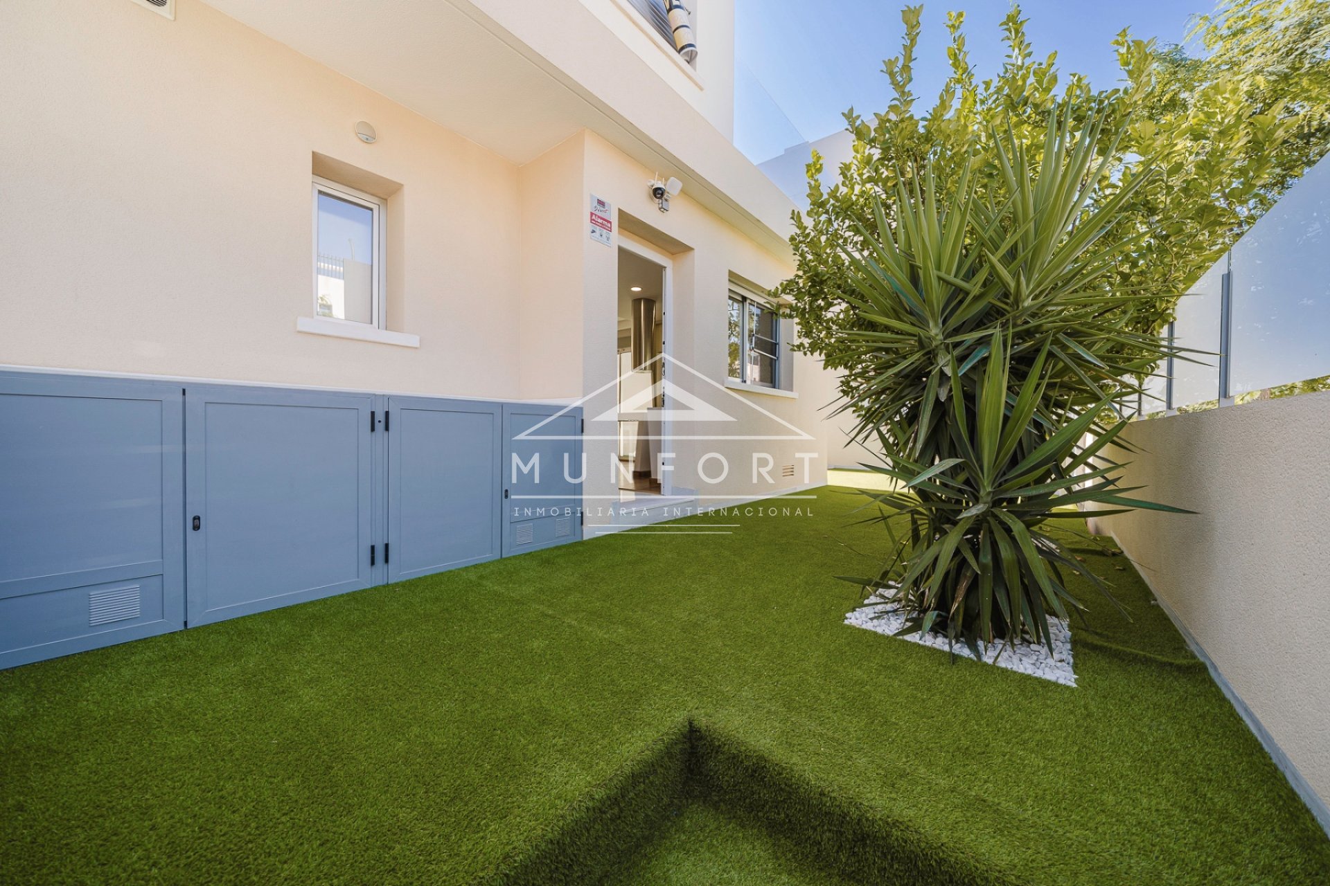 Segunda mano - Villas -
Pilar de la Horadada - Mil Palmeras