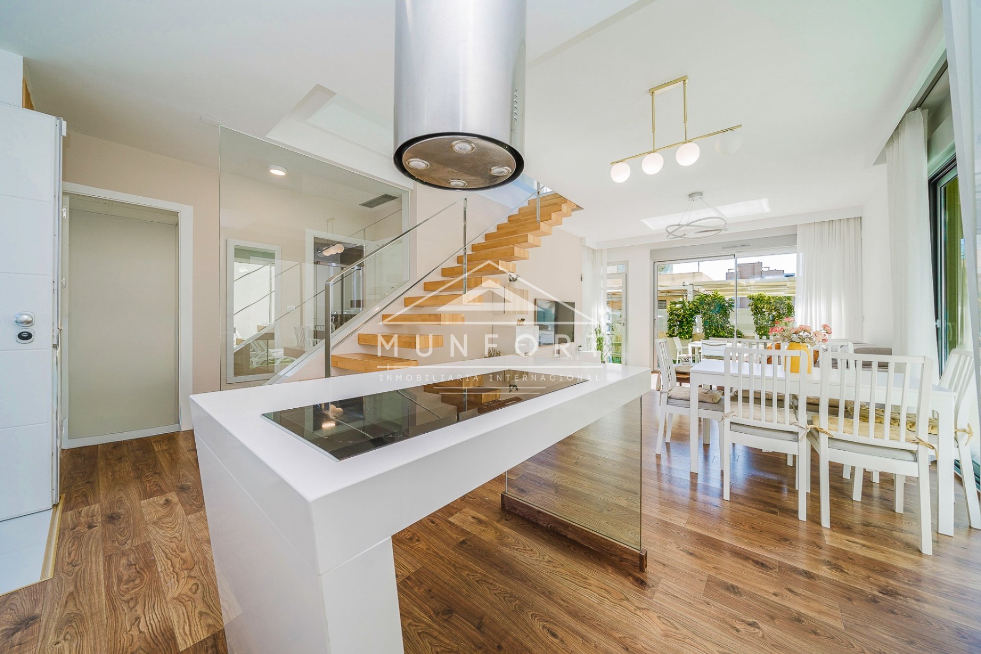 Segunda mano - Villas -
Pilar de la Horadada - Mil Palmeras