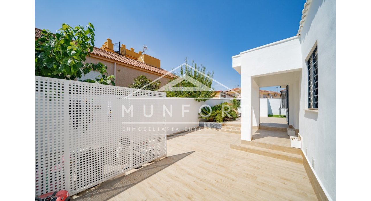 Segunda mano - Villas -
Pilar de la Horadada - Pinar de Campoverde