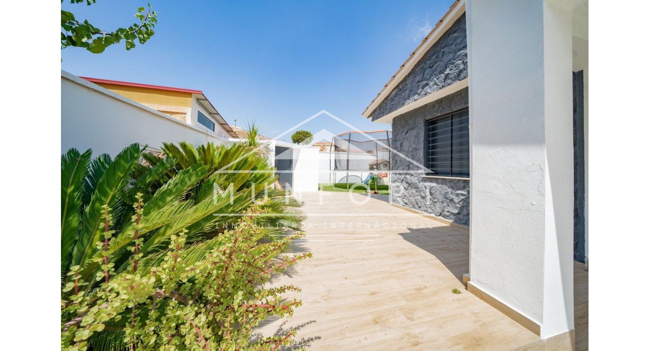 Segunda mano - Villas -
Pilar de la Horadada - Pinar de Campoverde