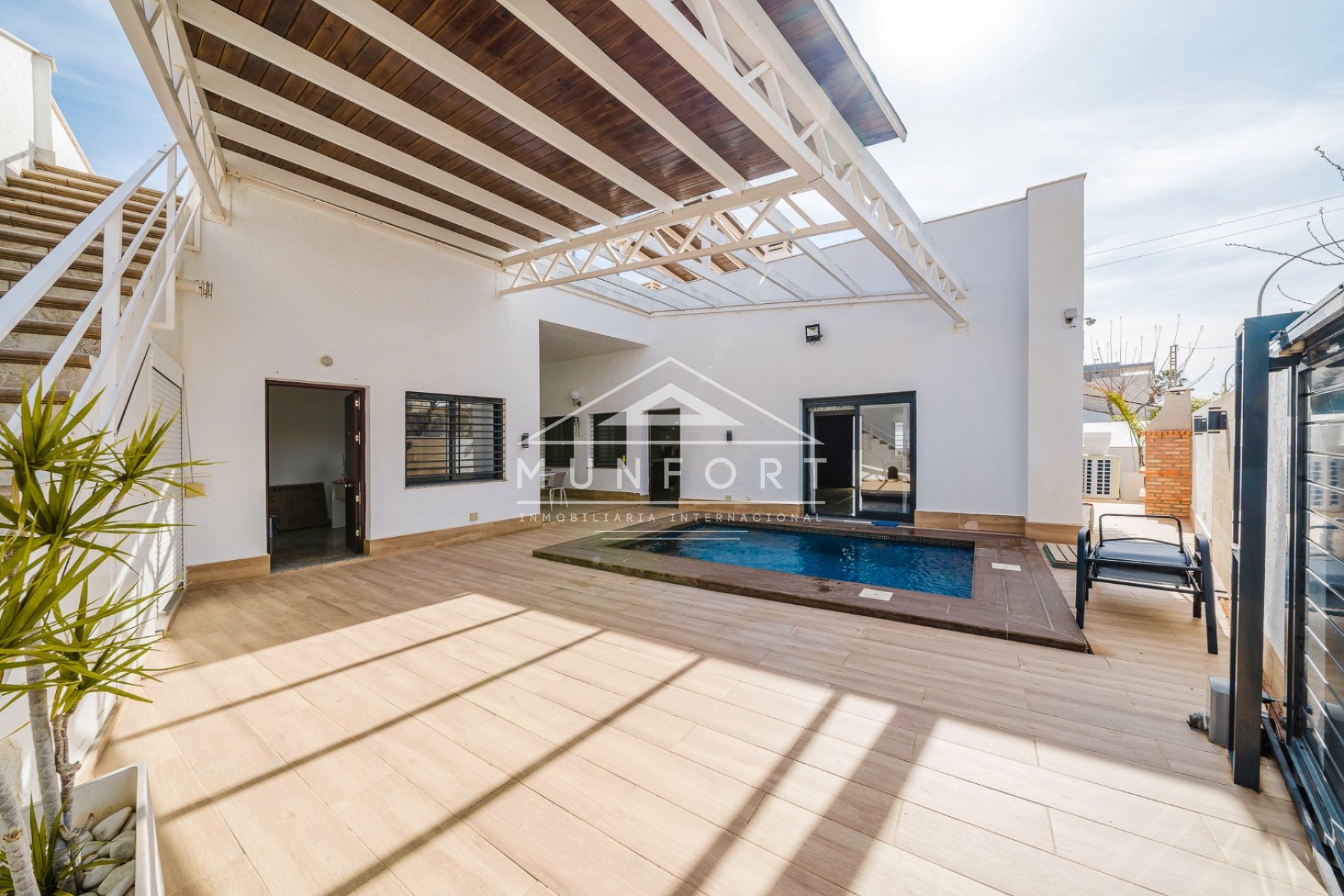 Segunda mano - Villas -
Pilar de la Horadada - Torre de la Horadada