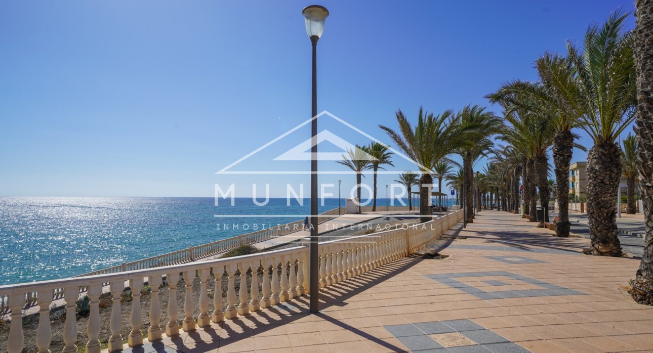 Segunda mano - Villas -
Pilar de la Horadada