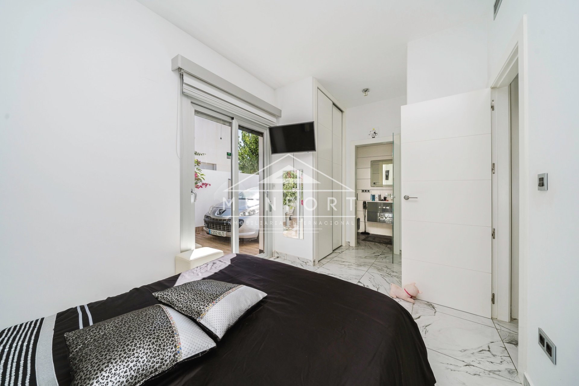 Segunda mano - Villas -
Pilar de la Horadada