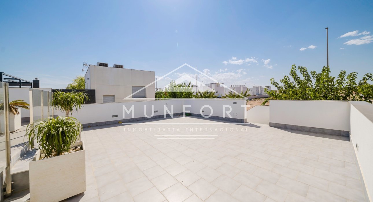 Segunda mano - Villas -
Pilar de la Horadada